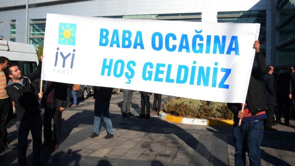 Meral Akşener'den Diyarbakır'da seçim barajı açıklaması