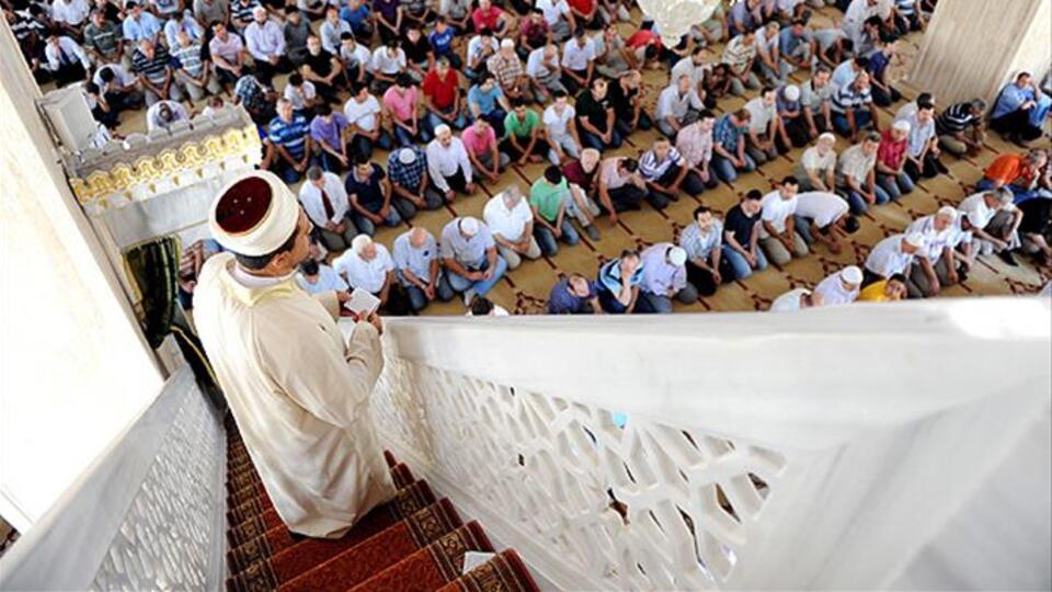 Cuma hutbesinde Kudüs mesajı