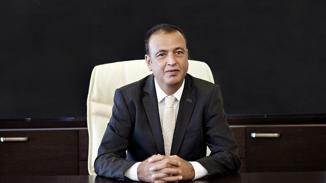 Battal İlgezdi kimdir?
