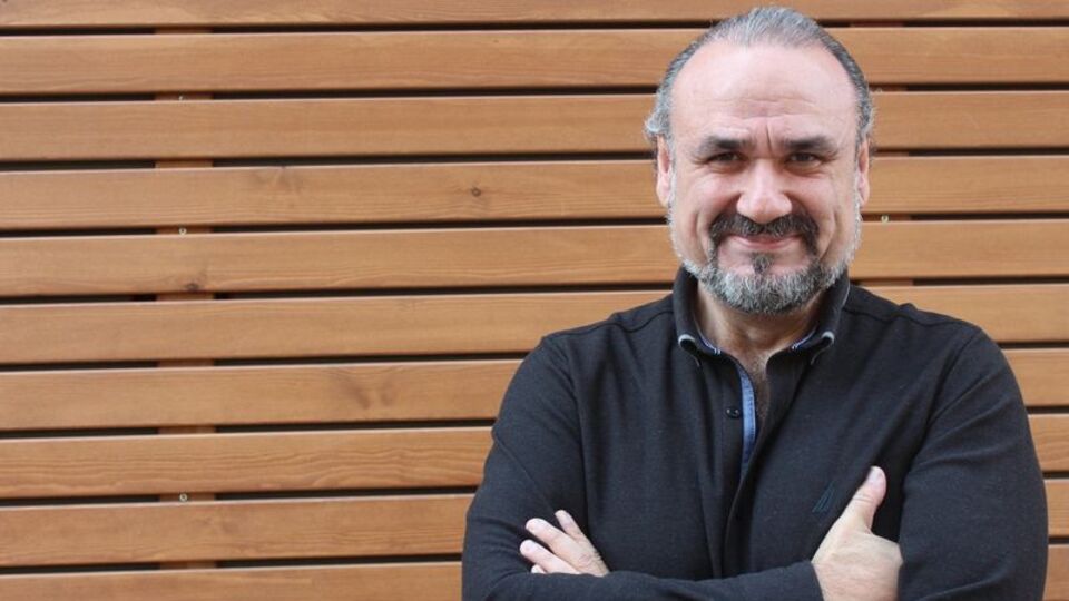 Hakan Aysev 6. kez evleniyor mu?