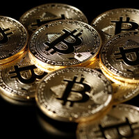 Maaşları Bitcoin ile ödenecek