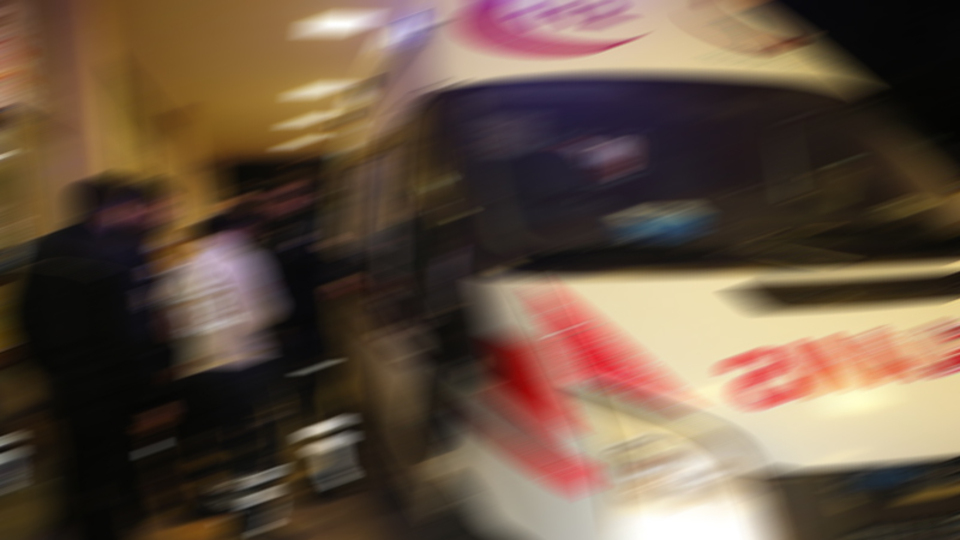 Karı koca kavgası hastanede bitti! Biri haşladı, biri bıçakladı