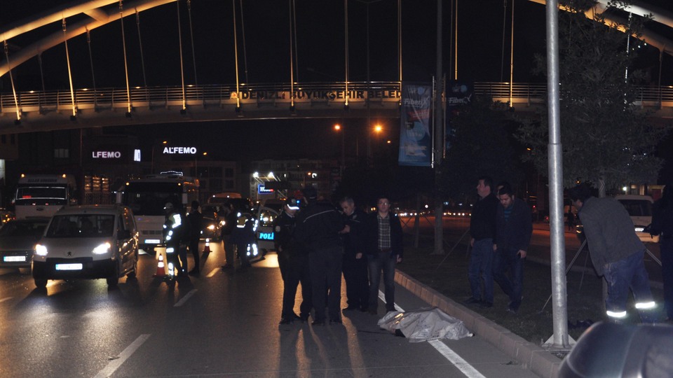 Otomobilin çarptığı işadamı öldü