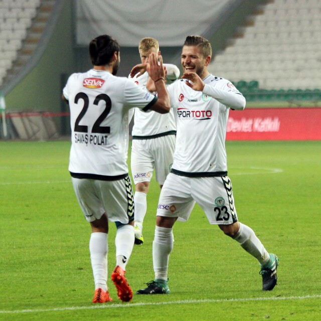 Konya zorlanmadan turladı