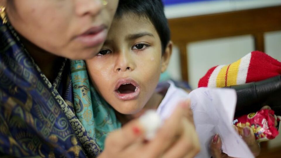 Deng humması salgını can alıyor