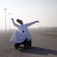 Engeline rağmen tutkusundan vazgeçmedi!