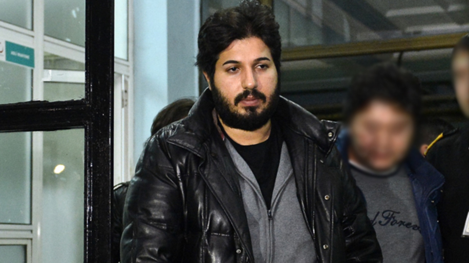 Yargıçlara büyü için Fas'a kurye göndermiş