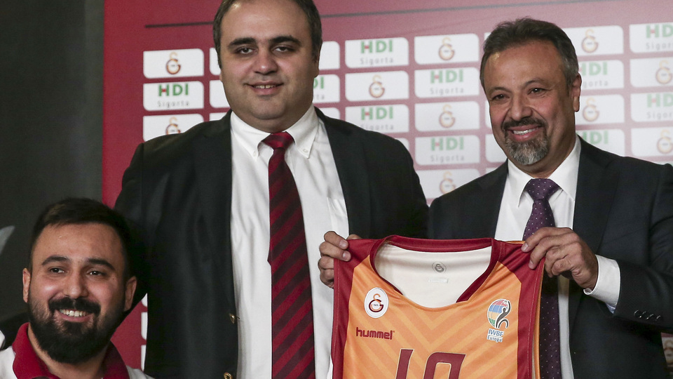 Engelsiz aslanlara sponsor desteği