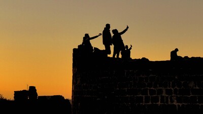 Diyarbakır Surları'nda tehlikeli hareketler