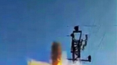 Elektrik trafosu bomba gibi patladı