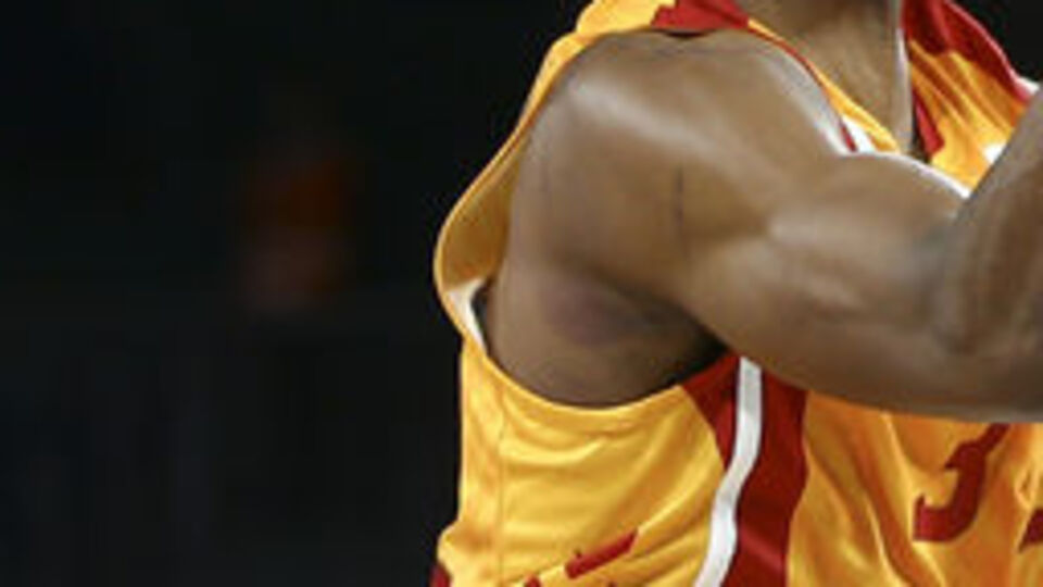 Galatasaray Odeabank, Lietkabelis'e konuk oluyor