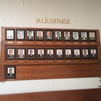 Hüseyin Avni Mutlu'nun fotoğrafı kaldırıldı!