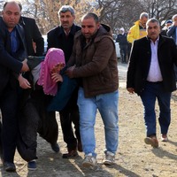 Şehit polisin Erzincan'daki baba evine ateş düştü