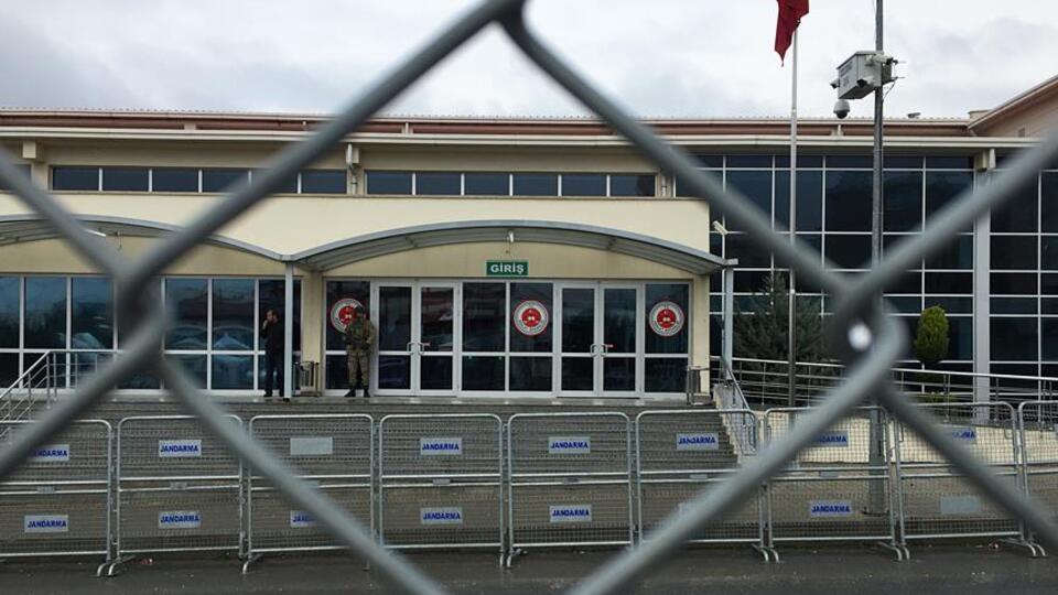 FETÖ'nün İstanbul'daki "VIP dinleme" davası başladı