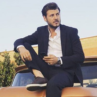 Yeni evine servet ödedi!