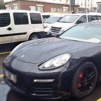 Porsche'li fuhuş baronu gayrimenkul zengini çıktı