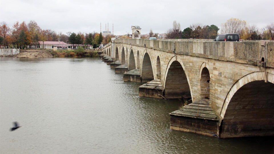 Meriç Nehri'ne düşen göçmen, donarak hayatını kaybetti