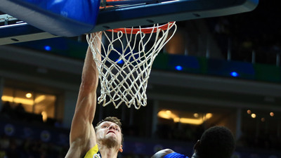 Fenerbahçe Doğuş fark attı