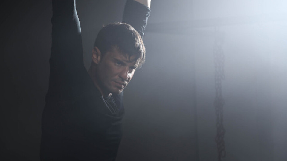 Yıldız'a olan hislerini Kağan'a söylemek isteyen Serdar'ın işi çok zor!