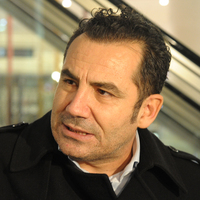 "Ahlaksız ve şarlatansın"