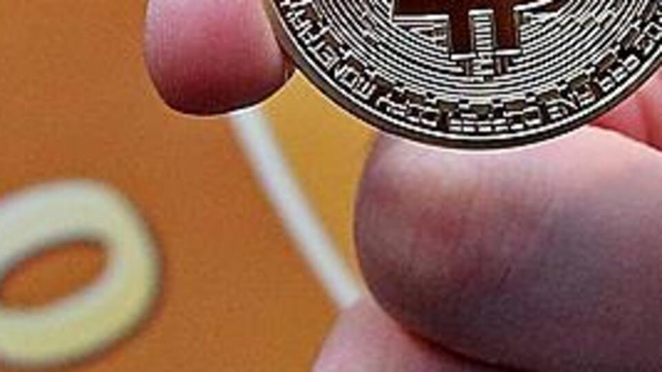 Düğünde gelin ve damada Bitcoin takıldı