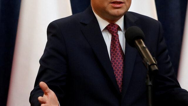 AB "yaptırım uygularız" dedi, Polonya imzaladı!