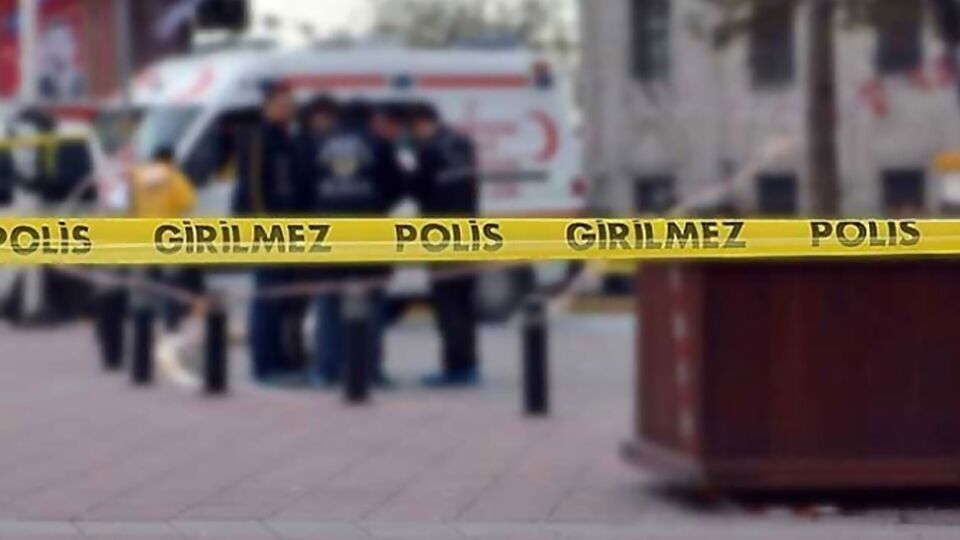 8 aylık hamile kadın belindeki tabancayı çıkarırken karnındaki bebeği öldürdü