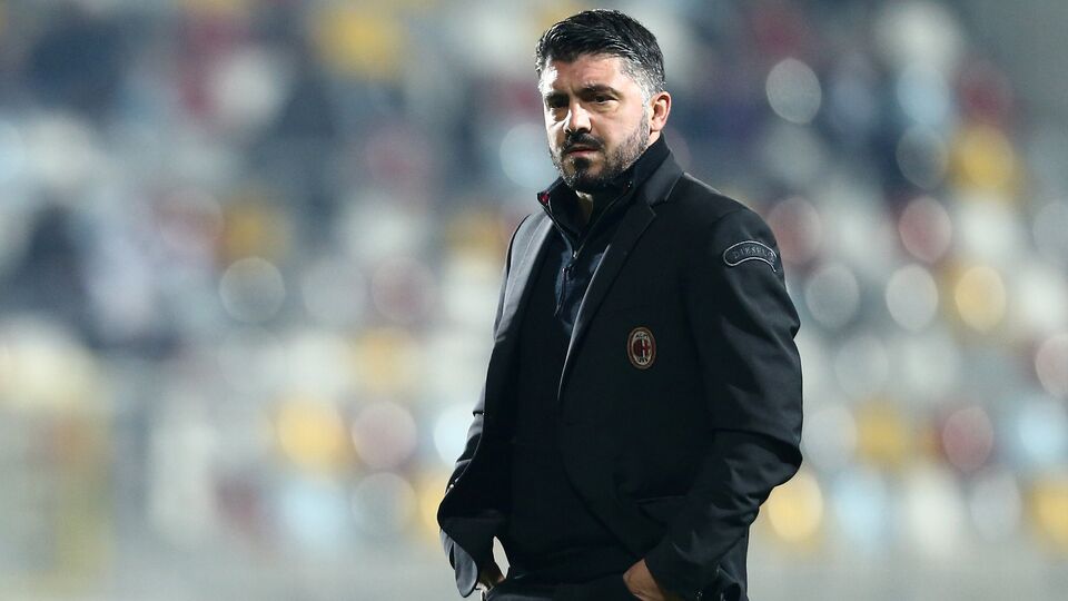 AC Milan eriyor...