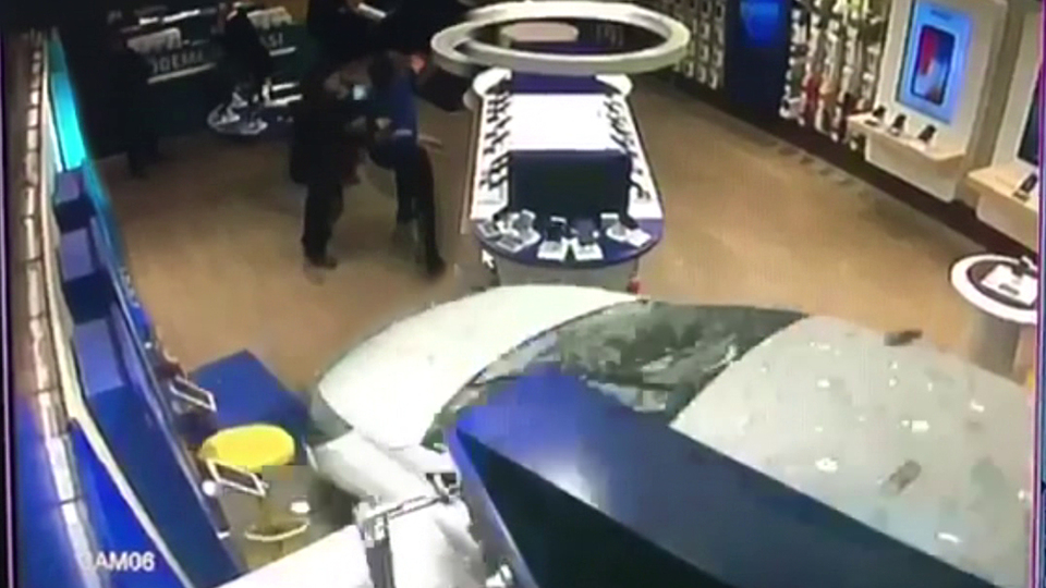 Kontrolden çıkan otomobilin görüntüsü ortaya çıktı!