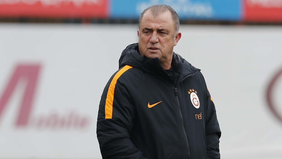 Terim ilk transferini yaptı!
