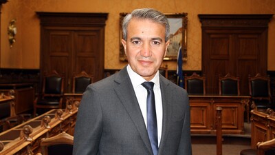 Belçika'da memurluktan vekilliğe yükselen Türk, Başbakan olabilir mi?