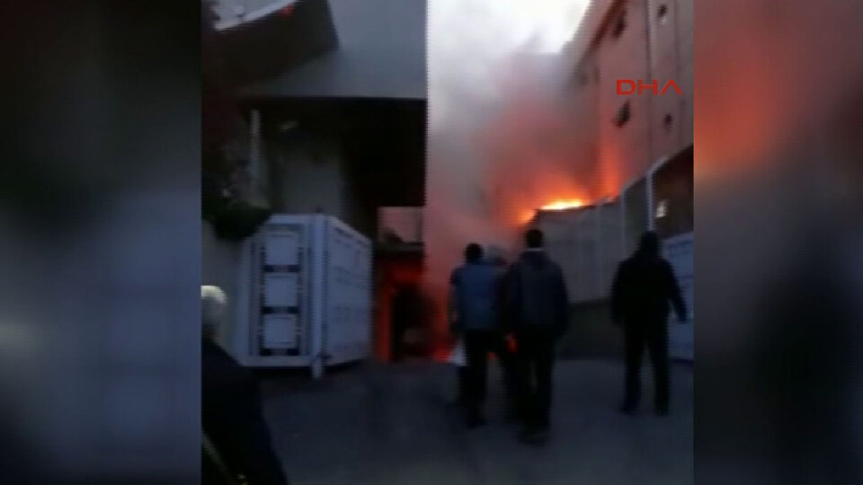 Bağcılar'da tekstil fabrikasında patlama