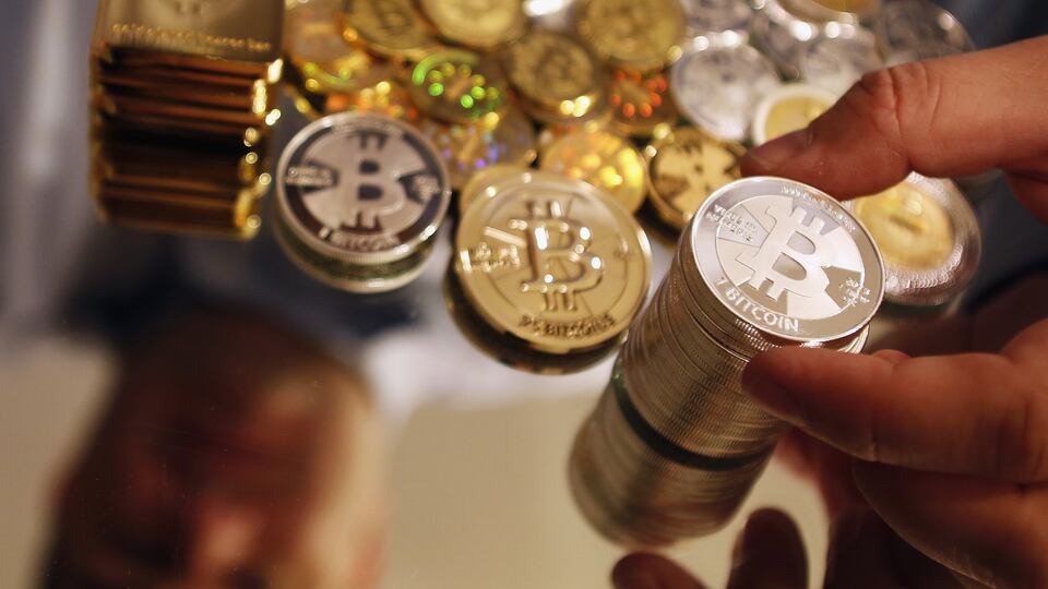 Bitcoin'den 86 milyon dolar kazandı, şimdi parayı dağıtacak!