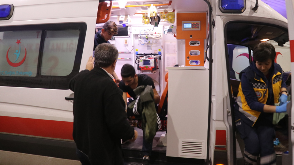 Yurtta kalan 17 öğrenci zehirlendi