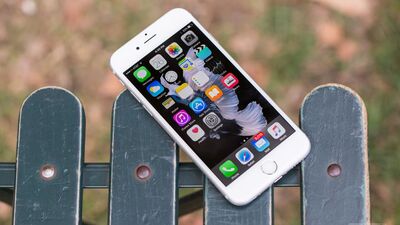 iPhone'ları yavaşlatan Apple özür diledi, fiyat indirdi