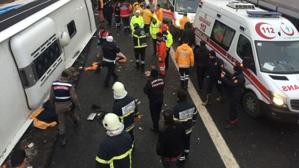 Ankara'da yolcu otobüsü faciası! Ölü ve yaralılar var