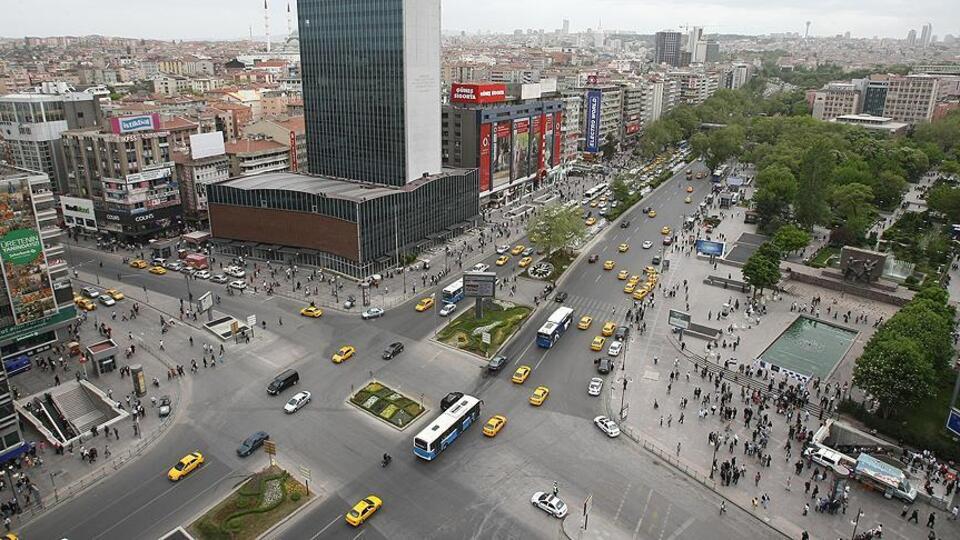 Ankara'da Kızılay Meydanı trafiğe kapatılacak!