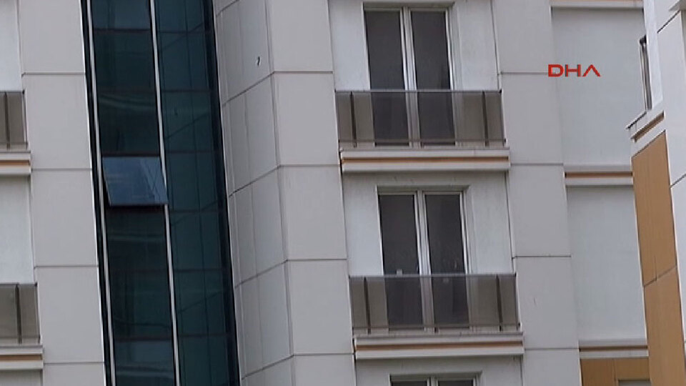 Evli sevgilisinin fotoğraflarını karısına yolladı, sonrası dehşet!