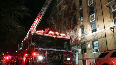 New York'ta son 25 yılın en büyük yangını: 12 ölü