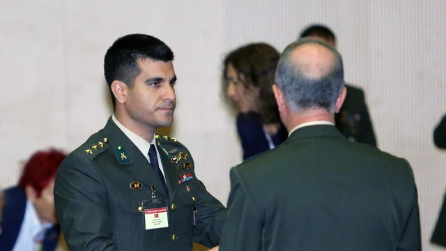 'FETÖ'cüyüm' deyip teslim olan madalyalı yüzbaşı ile ilgili flaş iddia