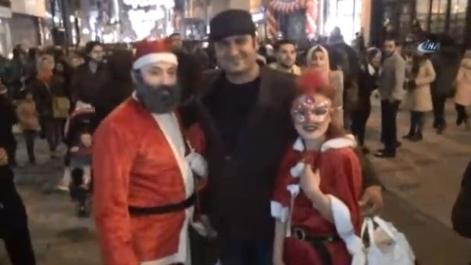 Bunlar da yılbaşı eğlencesini fırsata çevirenler!