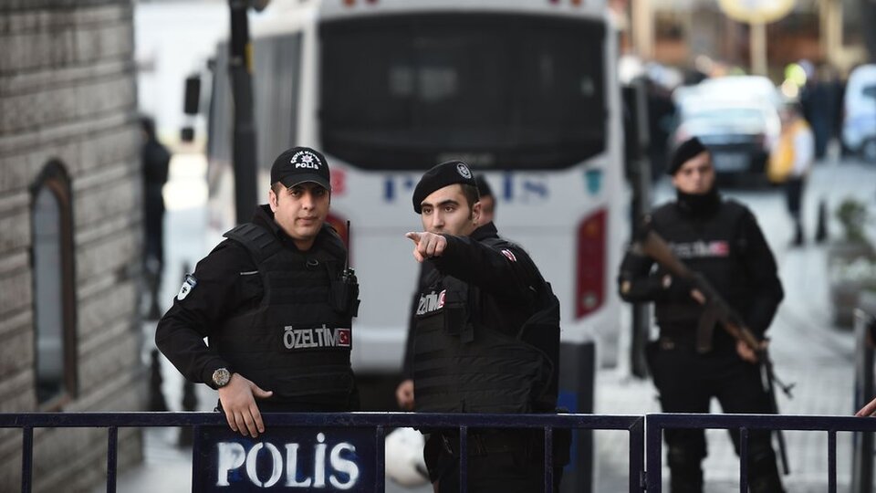 İstanbul'da IŞİD operasyonu: 20 şüpheli gözaltında