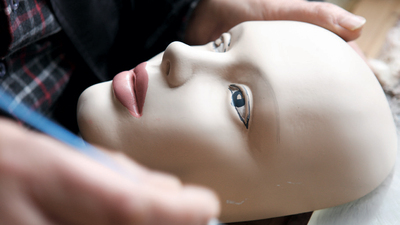 Mankenlere hayat öpücüğü