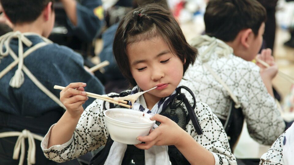 Japonya'nın öldüren 'pirinç kekleri'