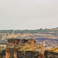 Tarihi Asur Kalesi ve Kral Mezarları'na "nostaljik" dokunuş