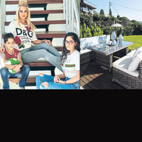 Boğaz'a nazır evinin kapılarını açtı