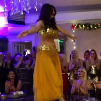 Adnan Oktar'ın yılbaşı partisi sosyal medyayı salladı