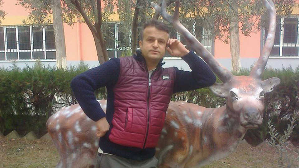 Şiddet gördüğü eşini tarım ilacıyla zehirlediği iddiasıyla tutuklandı