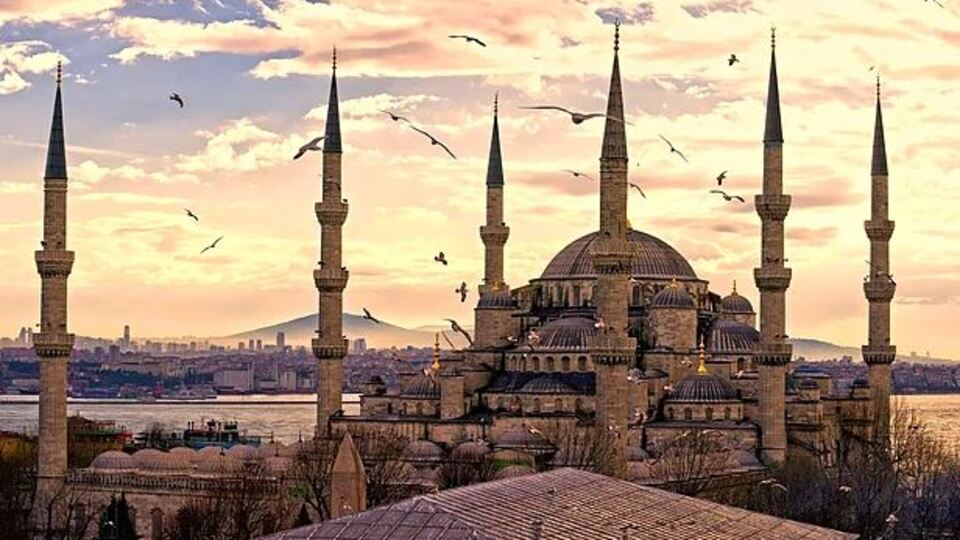 En güzel resimli cuma mesajları 2018!