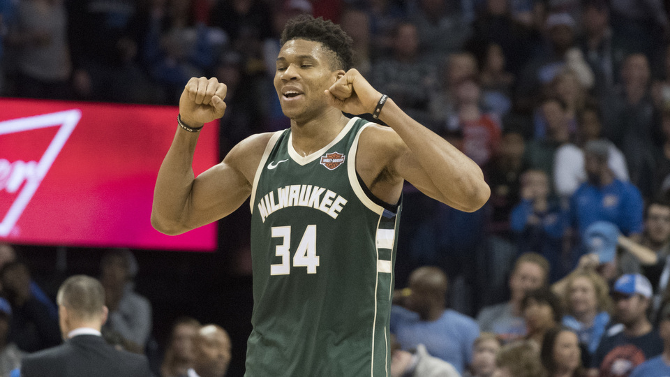 Antetokounmpo, LeBron James'i geride bıraktı